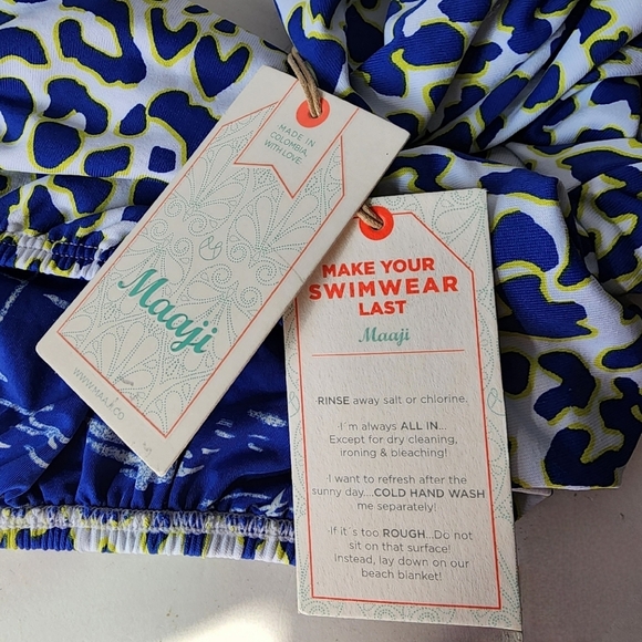 Maaji Kauai Reversible Bikini Top Blue - Picture 8 of 8